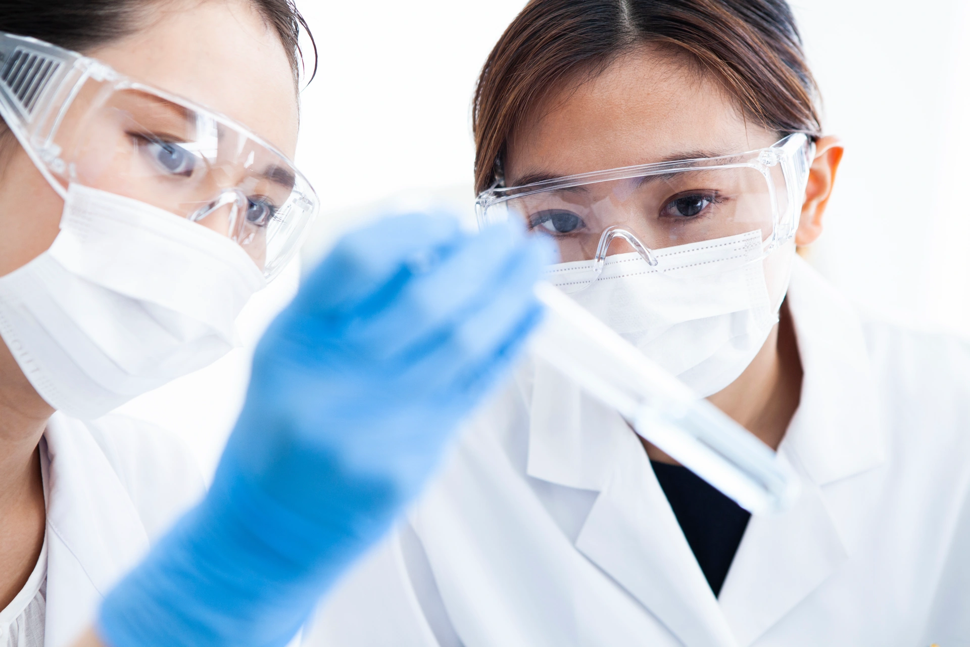 Targeting Cells. Tackling Disease at Its Root.
